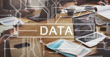 Ofiste çalışan iş adamları