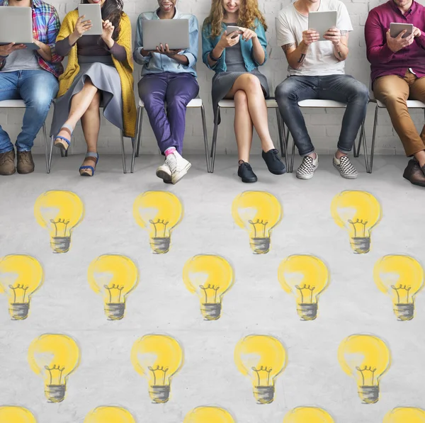 Diversity people and bulbs — Stock Photo, Image