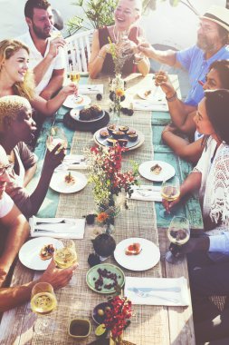 insanlar kutlama olay