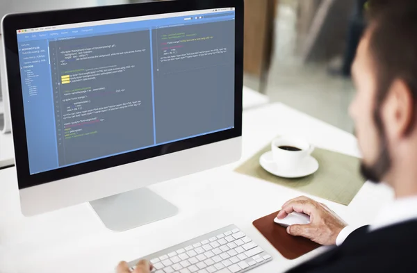 Businessman working on computer — Stock Photo, Image