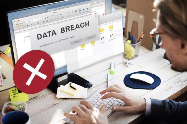 bilgisayarla çalışma iş adamı