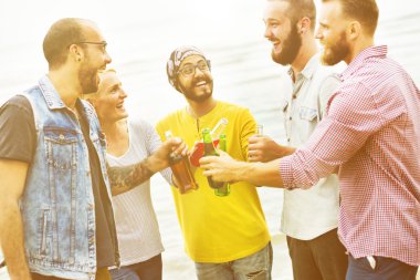 mutlu arkadaş eğlenceli tatiller