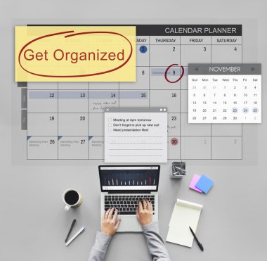 Laptop ile tabloda organize alın