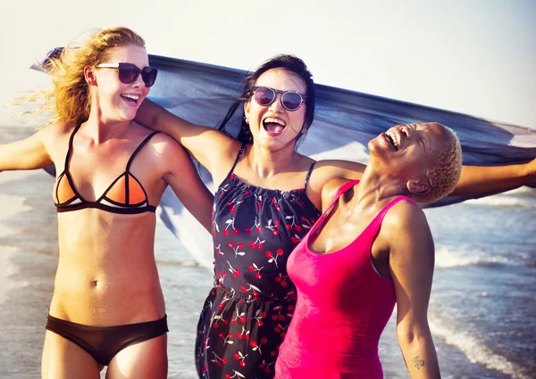 Three happy young women — Stock Photo, Image