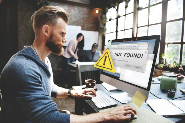 Man working with computer — Stock Photo, Image