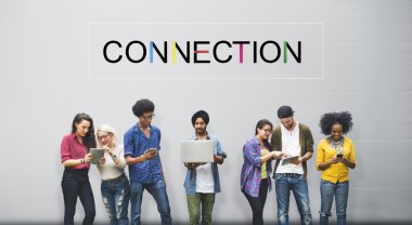 Dijital devises kullanan gençlerin 