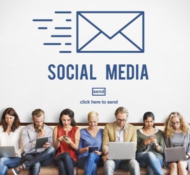 Çeşitlilik insanlarla dijital cihazlar