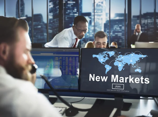 Pessoas de negócios trabalhando e Novos Mercados — Fotografia de Stock