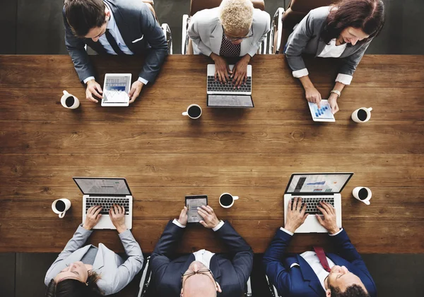 Grupo de empresários no trabalho — Fotografia de Stock