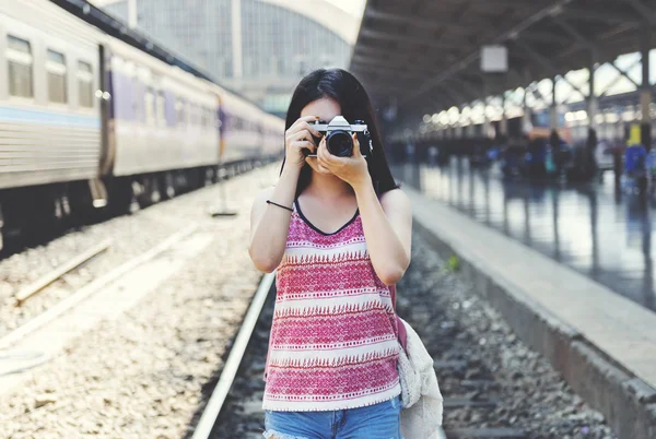 Mädchen macht Fotos — Stockfoto