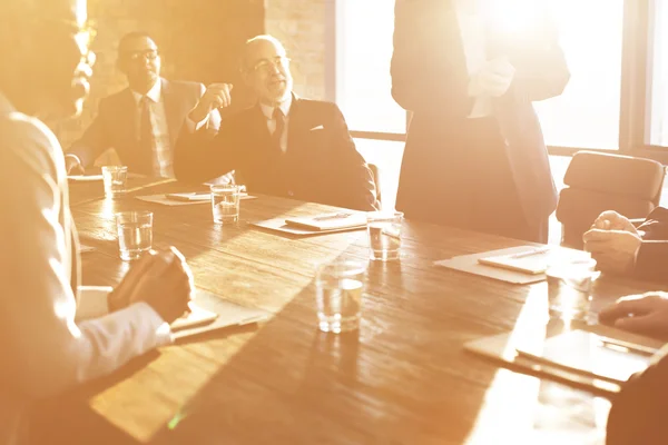 Empresários em reunião — Fotografia de Stock