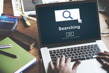 Arama kavramı ile dizüstü bilgisayar