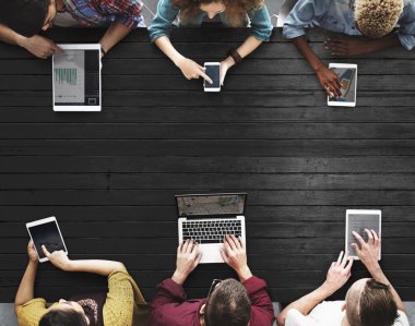 çeşitlilik kişiler ve aygıtlar 