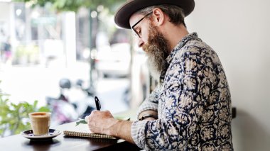 Komuta sizde sakallı 