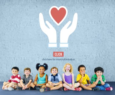 Çeşitlilik çocuk birlikte oturan