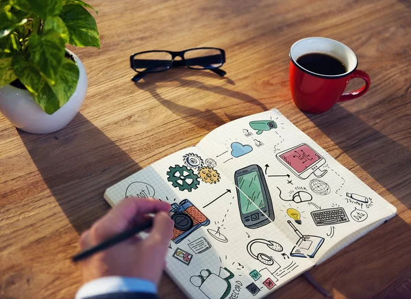 Zakenman schrijven in notebook — Stockfoto