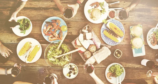 Diversidade Deliciosa comida na festa — Fotografia de Stock