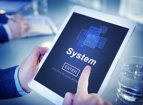 Man använder tablet och System koncept — Stockfoto