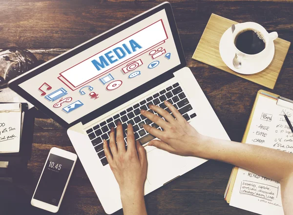 Female hands with laptop — Stock Photo, Image