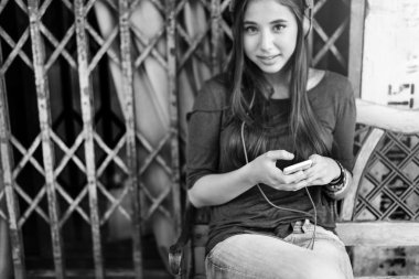 Müzik eğlence kavramının