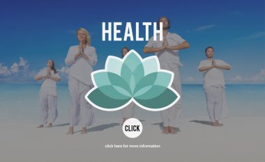 Kumsalda yoga yapmak insanlar