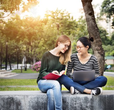 birlikte eğitim kadınlar