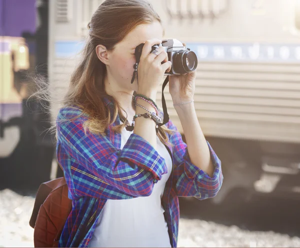 Mädchen macht Fotos — Stockfoto