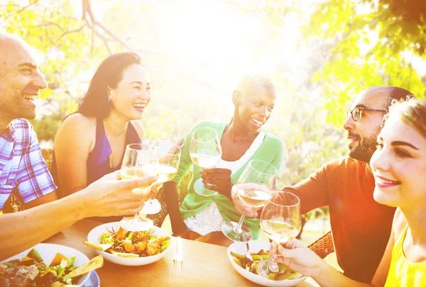 Migliori amici appendere fuori — Foto Stock