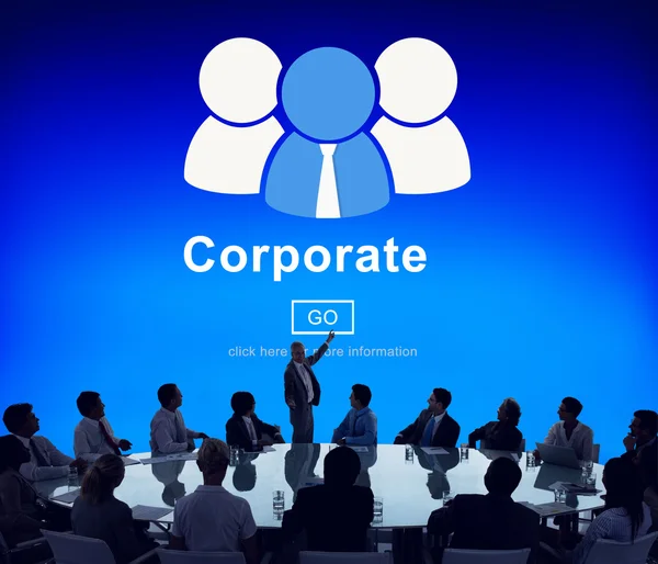 Pessoas de negócios tendo discussão corporativa — Fotografia de Stock