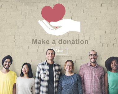 çeşitlilik insanlar duvara yakın duruyor