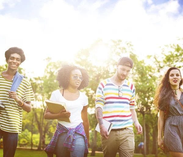 Concepto de unión de amigos — Foto de Stock