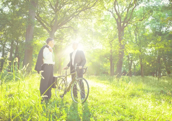 Office workers outdoors — ストック写真