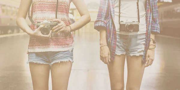 Chicas haciendo fotos —  Fotos de Stock