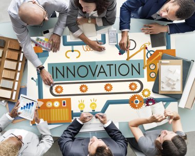 iş adamları iş başında grup