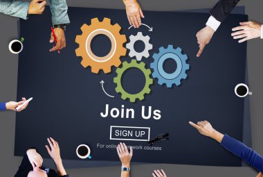 Üzerinde işaret eden iş adamları bize katılın