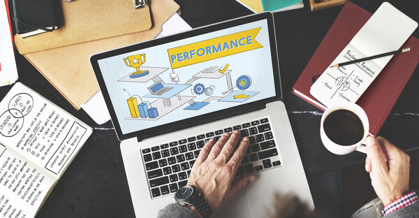 ноутбук с концепцией производительности
