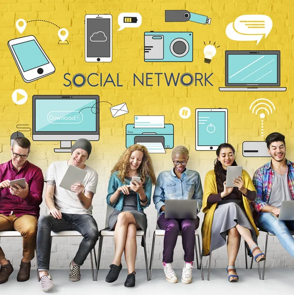 Diversidade pessoas e rede social — Fotografia de Stock