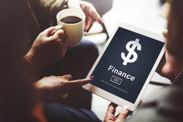 Tableta digital con finanzas — Foto de Stock