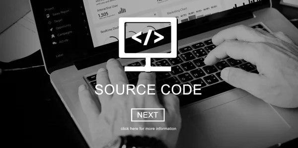 Laptop dengan konsep source code — Stok Foto