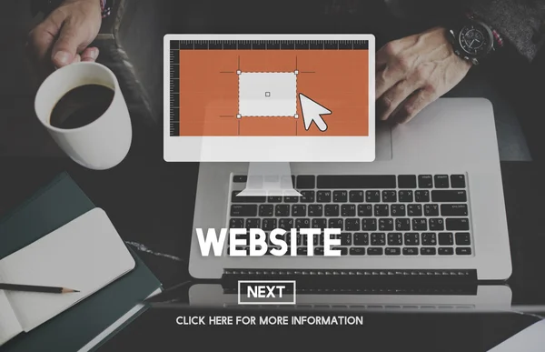 Laptop com conceito de site — Fotografia de Stock