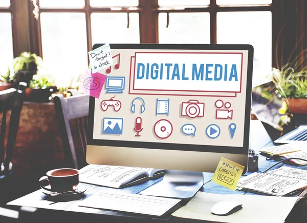 Computer on working table — Stock Photo, Image