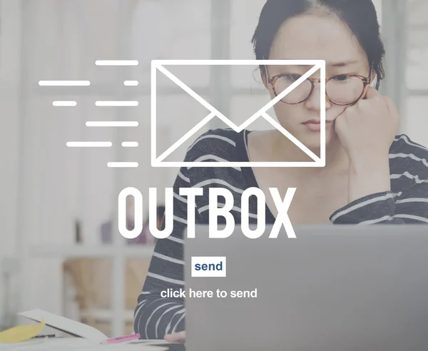 Gelen kutusu e-posta bağlantısı Global iletişim kavramı giden kutusu — Stok fotoğraf