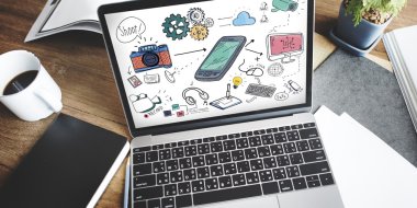 Laptop ekran Multimedya ile