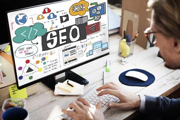 Businessman working with computer in office — Stock Photo, Image