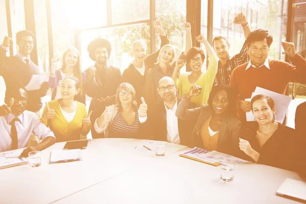 Grupo de empresarios en la reunión — Foto de Stock