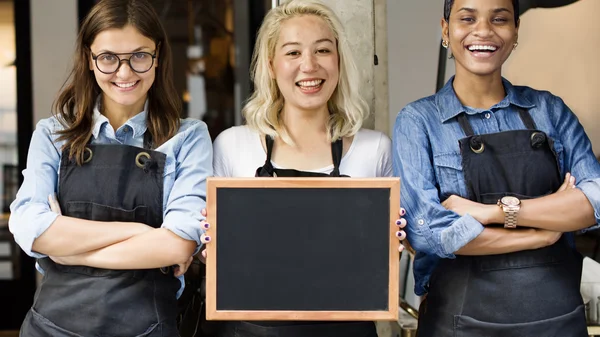 Woman holding Blackboard — Stockfoto