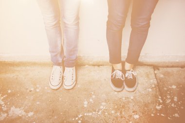 genç kadınlar birlikte