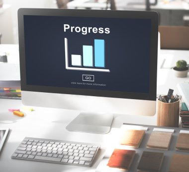 bilgisayar masası ve ilerleme kavramı üzerinde
