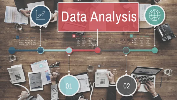 Konsep analisis data dan orang bisnis — Stok Foto
