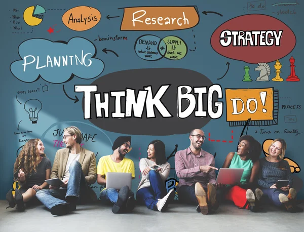 Diversity friends near wall with think big — Stock Photo, Image